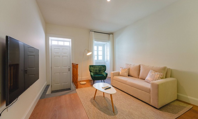Old Town Apartment | FLH Funchal A Quinta do Conde Flat I