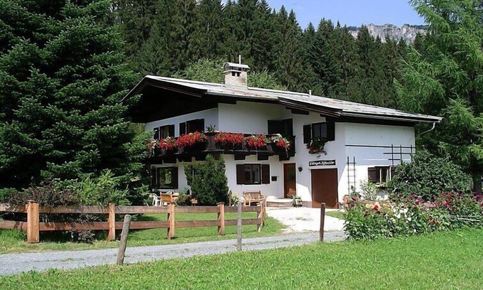 Sankt Johann in Tirol House | Fliegerklause by Interhome