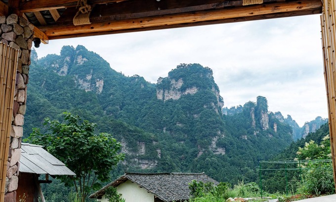 Wulingyuan House | Floral Hotel Ban Po Hui Wang Zhangjiajie