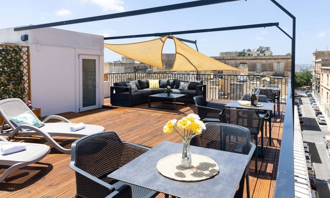 Floriana Apartment | Florette Suite 1BR with Stunning Lounge Terrace by ArcoBnb