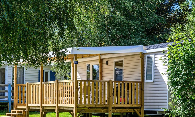 Douarnenez House | Flower Camping Le Kerleyou * - Mobile home Premium 28m2 - 2 bedrooms - covered terrace - TV + sheets + towels 5 people