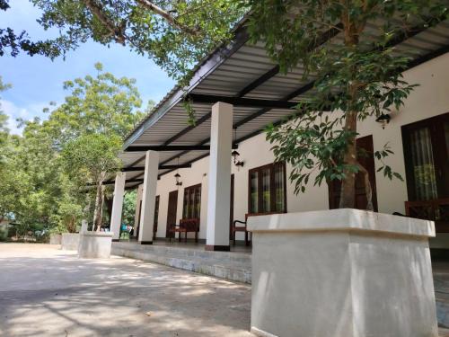 Kataragama Cabin | Flying Peacock Yala, Katharagama,