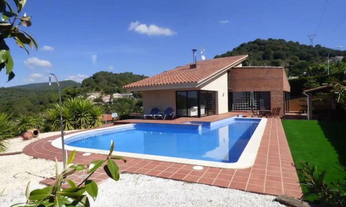 Caldes de Montbui Villa | Font dels Enamorats
