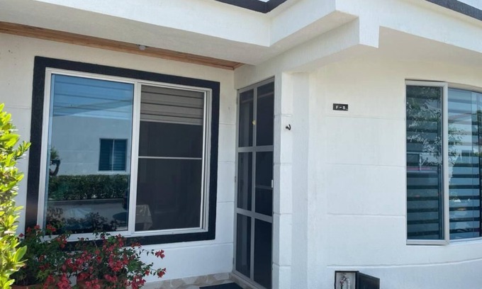 Flandes House | For rent house in Condominium in flandes Tolima