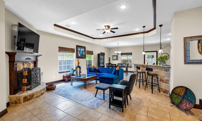 Montgomery House | Forest Escape Lake Conroe
