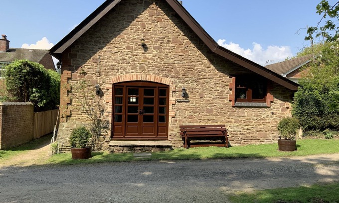 Yorkley Cottage | Forest of Dean Romantic & Rustic Holiday Cottage