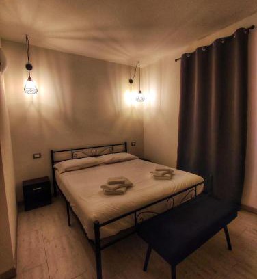 Lonato del Garda House | Foresteria Del Borgo Etrusco