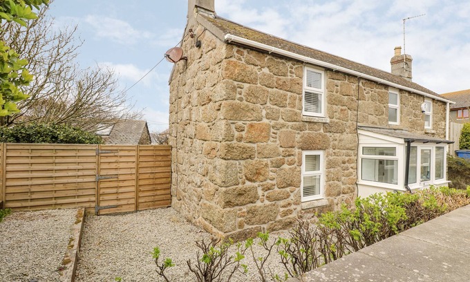 Sennen Cottage | FORGE COTTAGE, family friendly, with open fire in Sennen