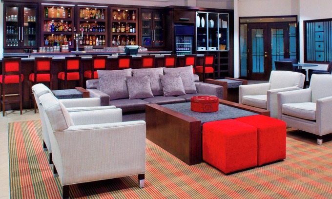 Fort Gary Hotel | Four Points by Sheraton Winnipeg South