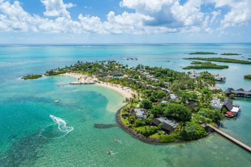 Grand River South East Resort | Four Seasons Resort Mauritius at Anahita