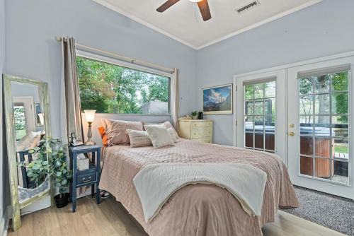 Luray House | Fox Den at Shenandoah River