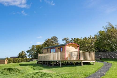 Bowsden House | Foxglove Shepherd's Hut