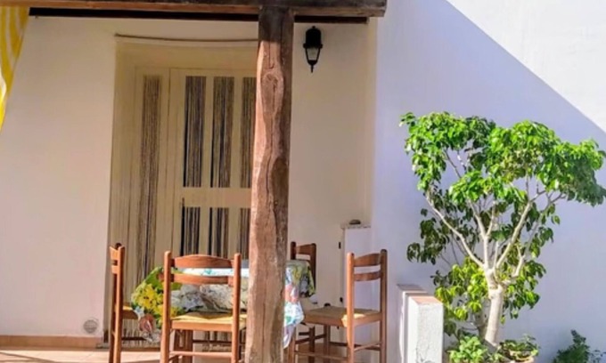 Tertenia Apartment | Foximanna on the North floor in a villa surrounded by greenery facing the sea