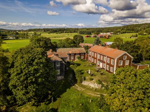 Nasviken Bed & Breakfast | Frägsta Hälsingegård B&B
