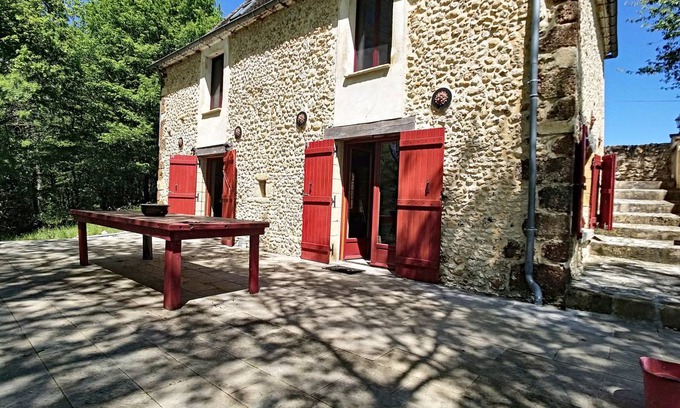 Rouffignac-Saint-Cernin-de-Reilhac House | 130 m² House ∙ 3 bedrooms ∙ 6 guests
