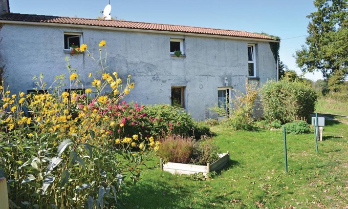 Saint-Avaugourd-des-Landes House | 49 m² House ∙ 3 guests