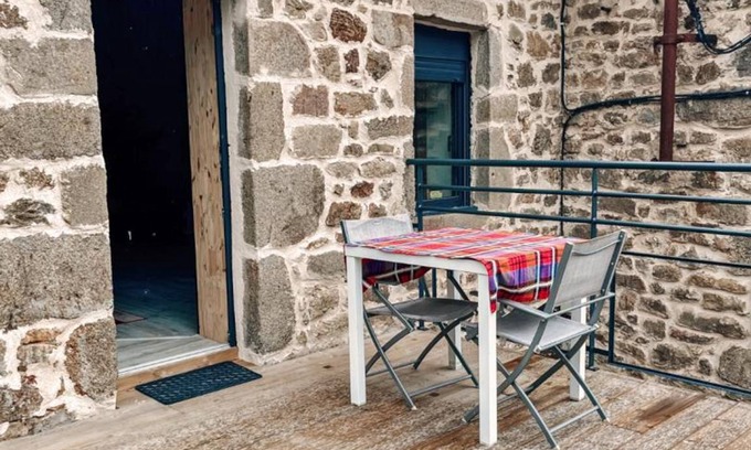 Saint-Julien-Molin-Molette Cottage | 40 m² Cabin ∙ 1 bedroom ∙ 2 guests