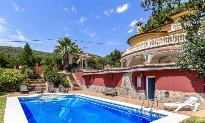 Torrelles de Llobregat Villa | Francisca Torrelles Reg 503 - Ref 561.503 Fantasti