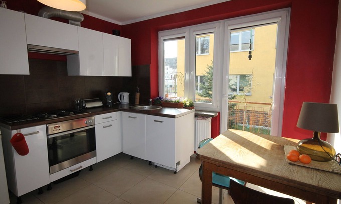 Bronowice Apartment | Free WiFi, a full budget, spacious apartment