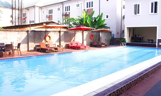Uyo Hotel | Fresh Spring Hotels & Towers