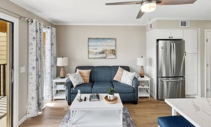 Folly Field Condo | FRESHLY RENOVATED OCEAN VILLA – COASTAL STYLE & OCEAN VIEWS