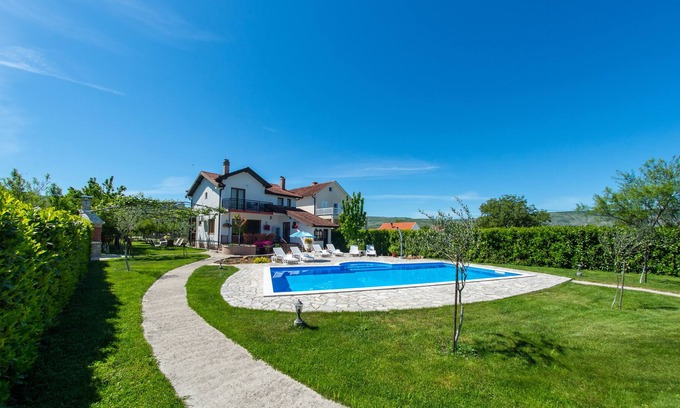 Blagaj Villa | Frida Luxury Beachfront villa