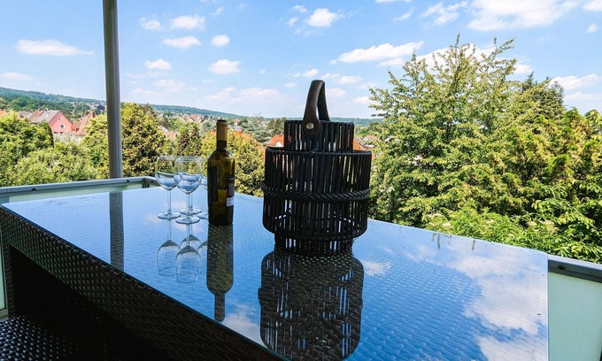 Kirchditmold Apartment | Frisch Sanierte Wohnung mit 2 Schlafzimmer, Balkon und Fernblick!