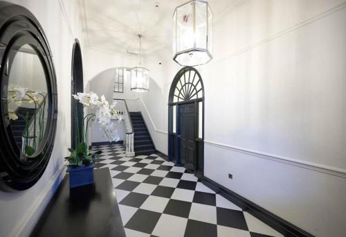 Preston Apartment | Full Apartment with secure parking great views