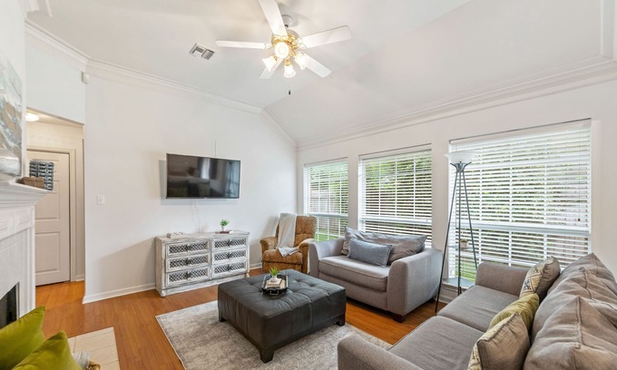 Lafayette House | Full Home on Sunstone with fast WiFi and easy access.