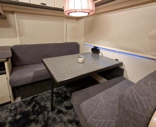 Albertslund Apartment | Full Service Caravan