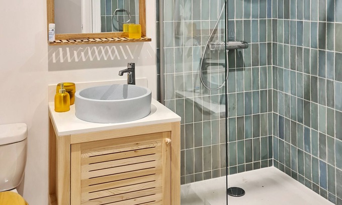 The Liberties Apartment | Full St. Patricks Cathedral Apartment with Balcony