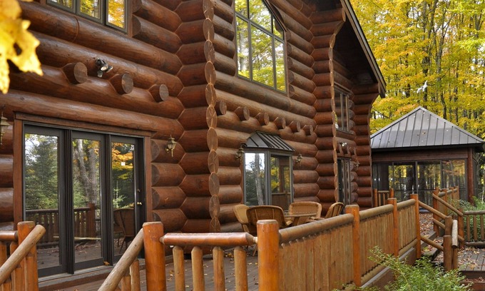 Mercer House | Fully furnished log home in one of northern Wisconsin's last wilderness areas