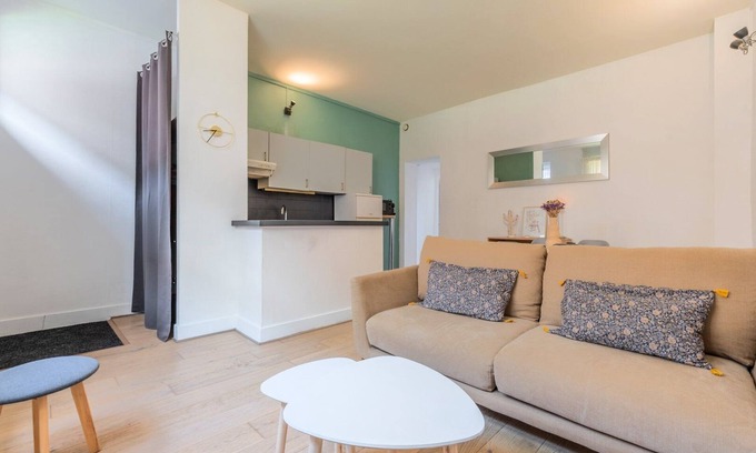 Wazemmes Apartment | Functional apartment in the center of Lille