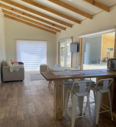 Cochrane House | Fundo El Coigue - La Cabaña