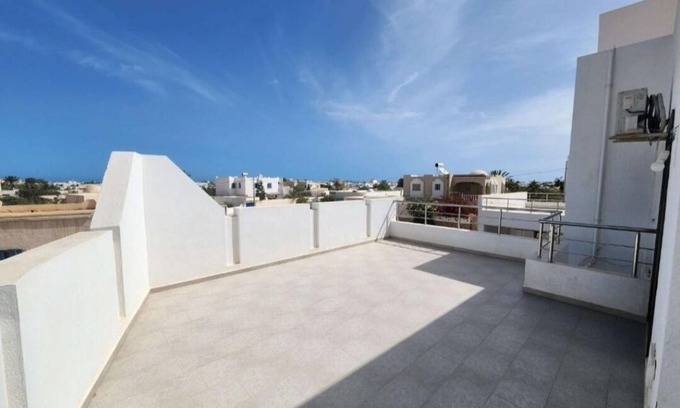 Fatou Apartment | Furnished apartment near corniche Houmt Souk
