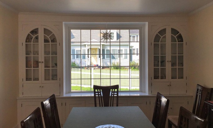Augusta House | Furnished Bdrm Suite in Historic Colonial - Shared Kitchen & Dining & Living Rm