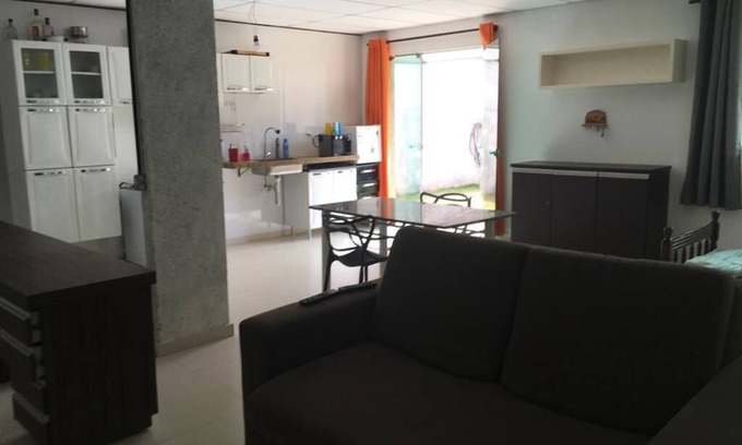 Uberlandia House | Furnished loft-style house near the center with garden