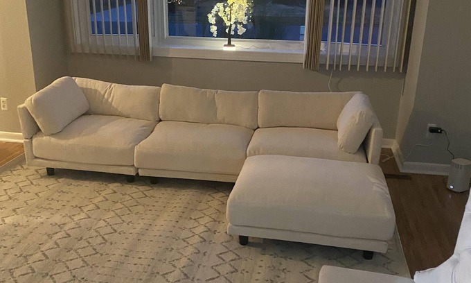 Maple Shade House | Furnished Single Room with attached bathroom/Wi-Fi/AC/Laundry/Parking
