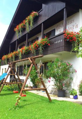 Lenggries House | Gästehaus Sonnleit`n