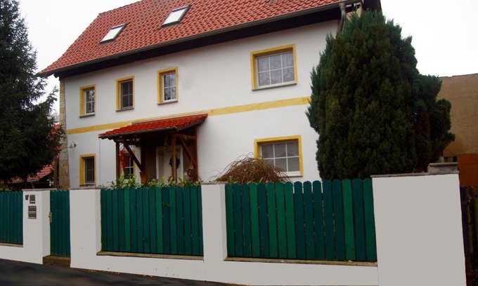 Grimma Apartment | Gästewohnung am Thümmlitzwald