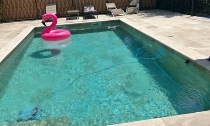 Noves House | Gîte à la Campagne Dans un Parc Arboré Avec Piscine