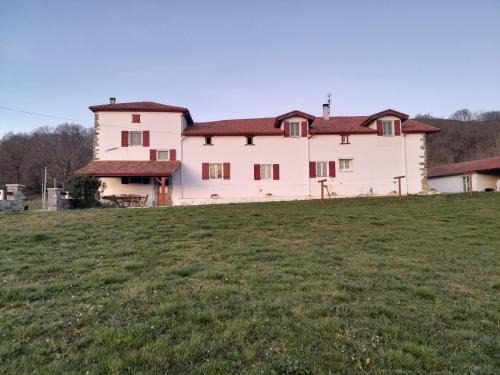 Suhescun Apartment | Gîte à la Ferme Larranda