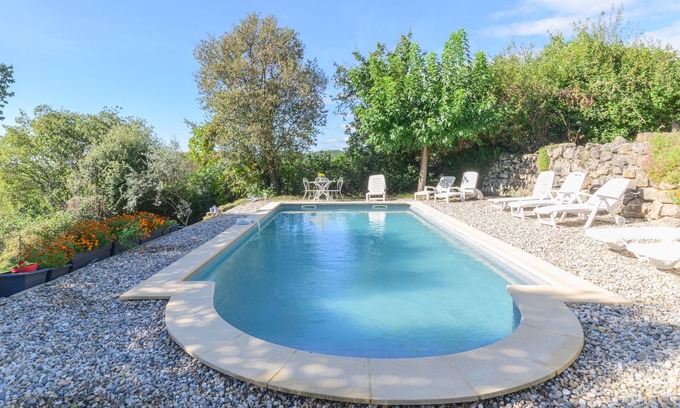 Largentiere House | Gîte Capucine - Avec piscine partagée