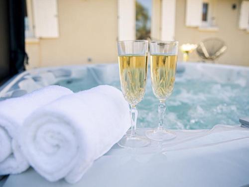 Saulcet House | Gîte charmant avec spa, terrasse et grand jardin au cœur des vignobles historiques - FR-1-489-513