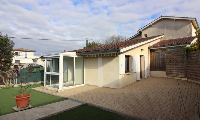 Salleboeuf House | Gîte Cora - Salleboeuf