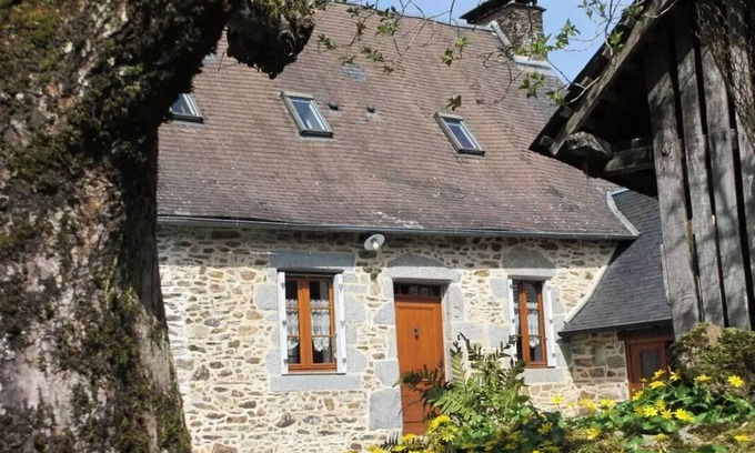 Beyssenac Villa | Gîte de France Gite de la genette 3 ears - Gîte de France 8 people