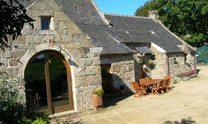 Plouneour-Menez House | Gîte de Roch-Conan