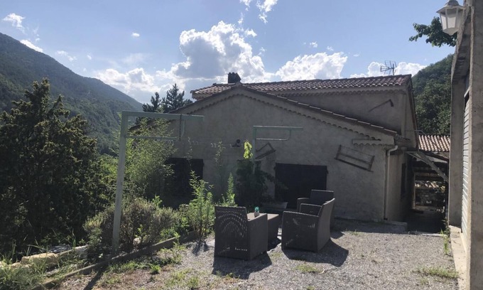 Puget-Theniers House | Gîte du Grand Braquet - PUGET-THENIERS