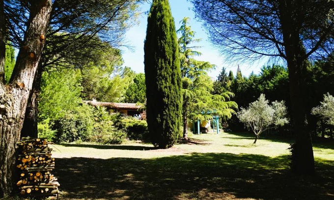 Brezilhac House | Gîte en pleine nature - Parc, Piscine, Jacuzzi