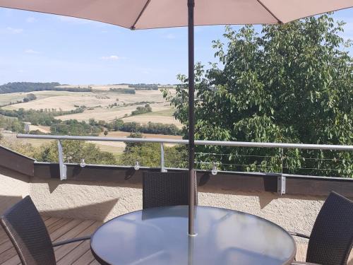 Bouxieres-aux-Chenes House | Gîte historique avec terrasse panoramique près de Nancy - FR-1-584-348